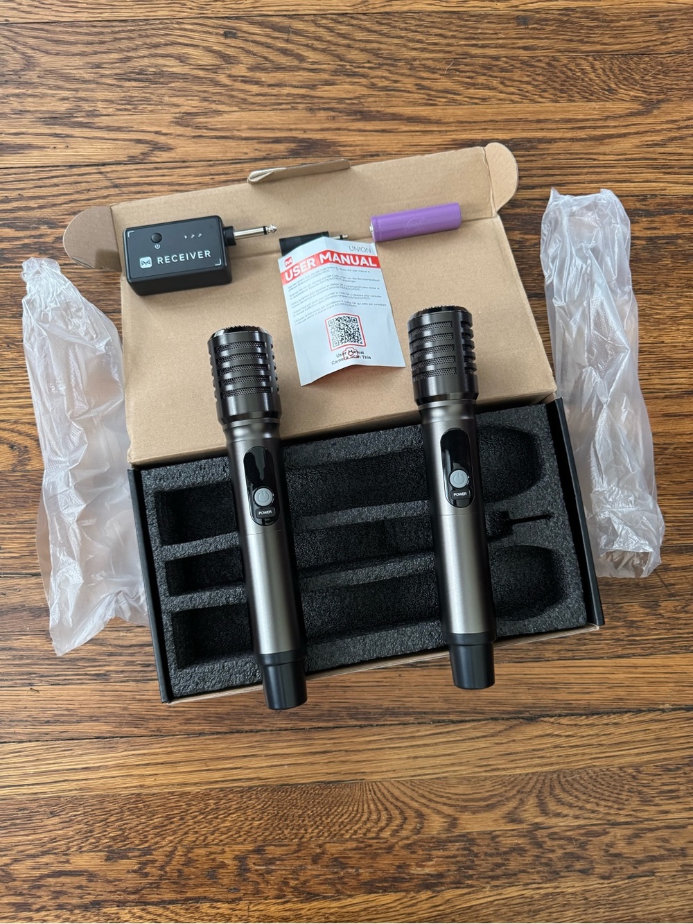 Wireless Handheld Microphone Duo - Metallic Gray
